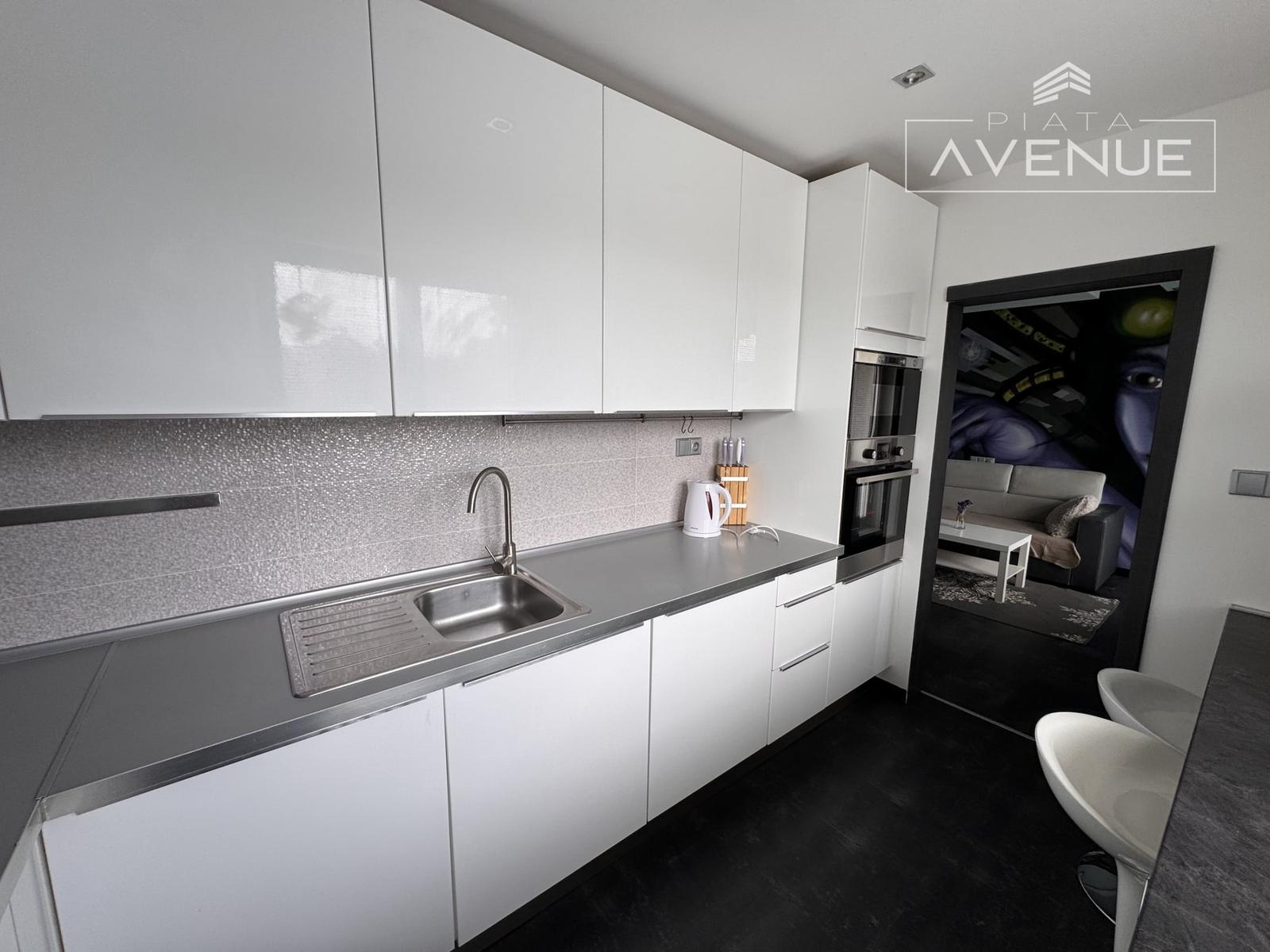 Na prenájom zariadený byt 2+1 , Žilina - Hliny (57m2) s balkónom