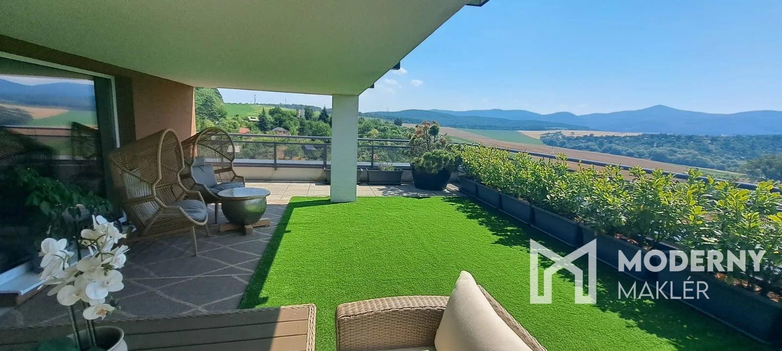 Na prenájom nadštandardný 3-izbový byt, Liptovská - časť Juh, Trenčín
