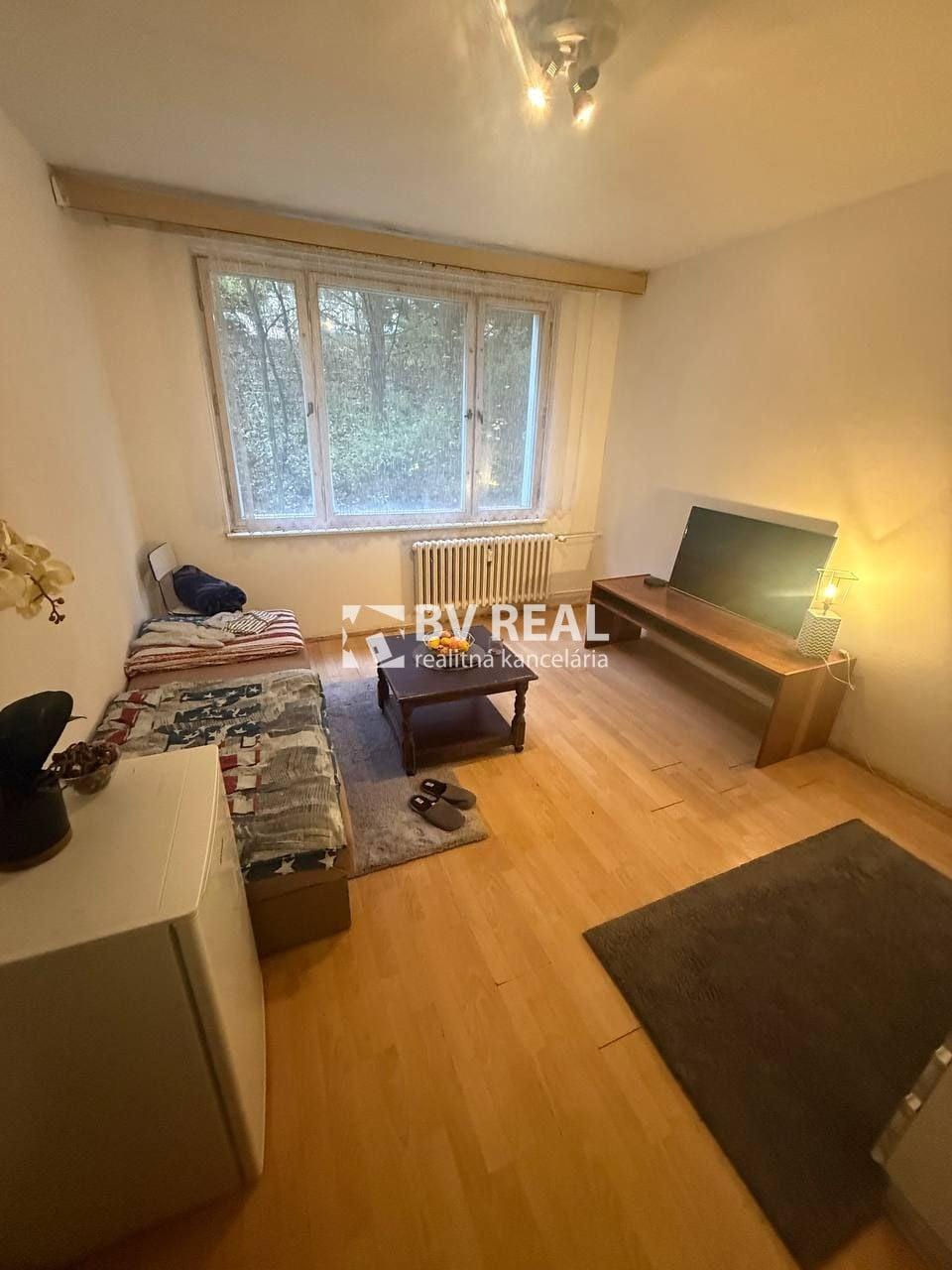 BV REAL Na predaj garsónka Handlová FM2541