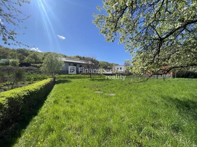 Výnimočný 731m2 pozemok na konci starej dúbravy (F795-14-AN) – fotka 2