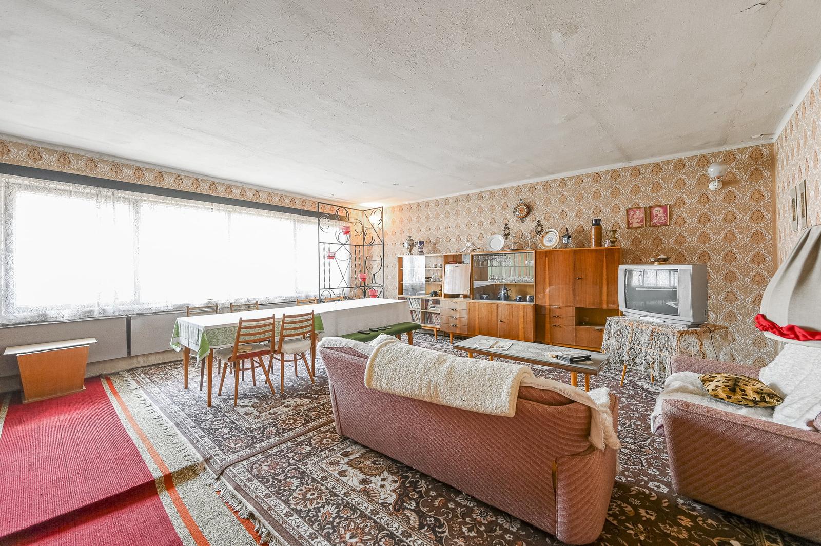 Na predaj 3 izbový rodinný dom - Gelnica, Centrum – fotka 2