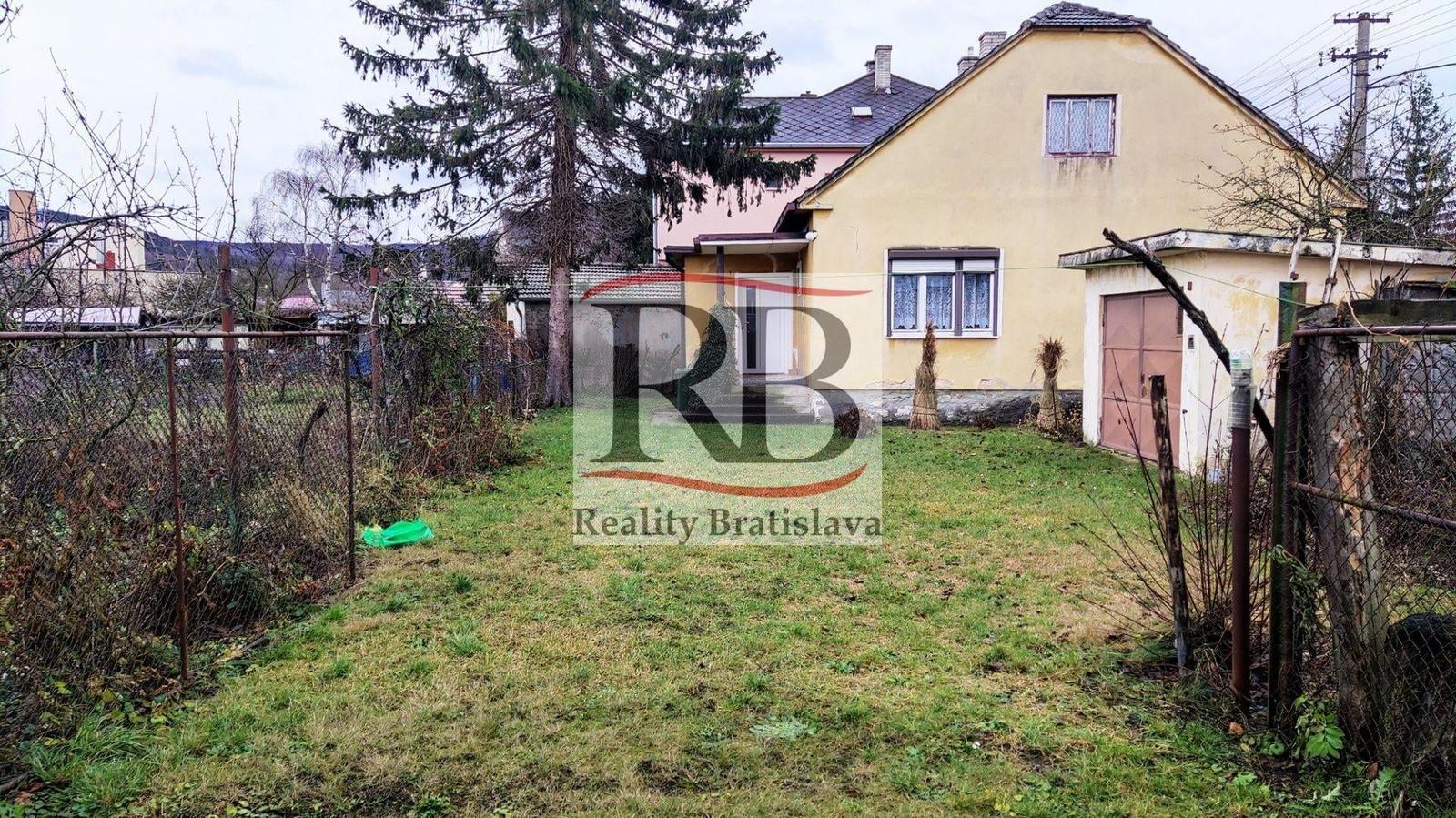 Rodinný dom v obci Sološnica na predaj