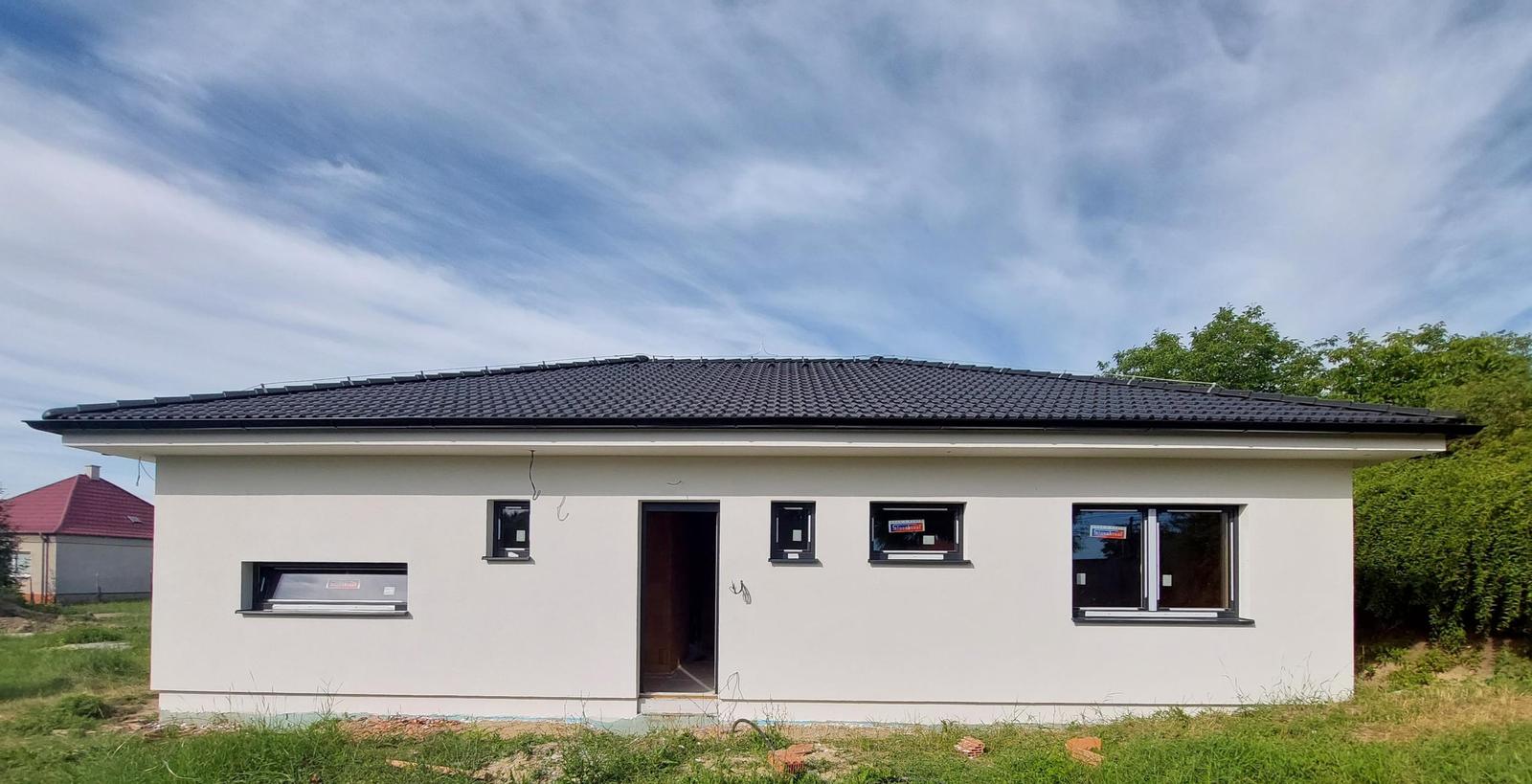 Na predaj 4-izbová novostavba rodinného domu v obci Semerovo