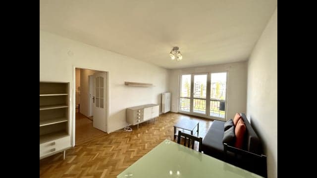 PRENAJATÝ 3 izbový byt na Jelačičovej PRENÁJOM