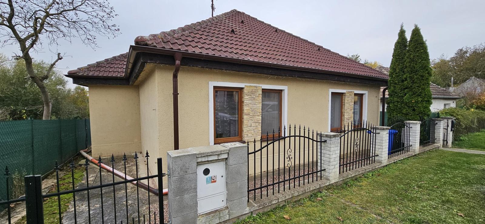 TT Reality - PREDANÉ -  príjemný domček za cenu bytu