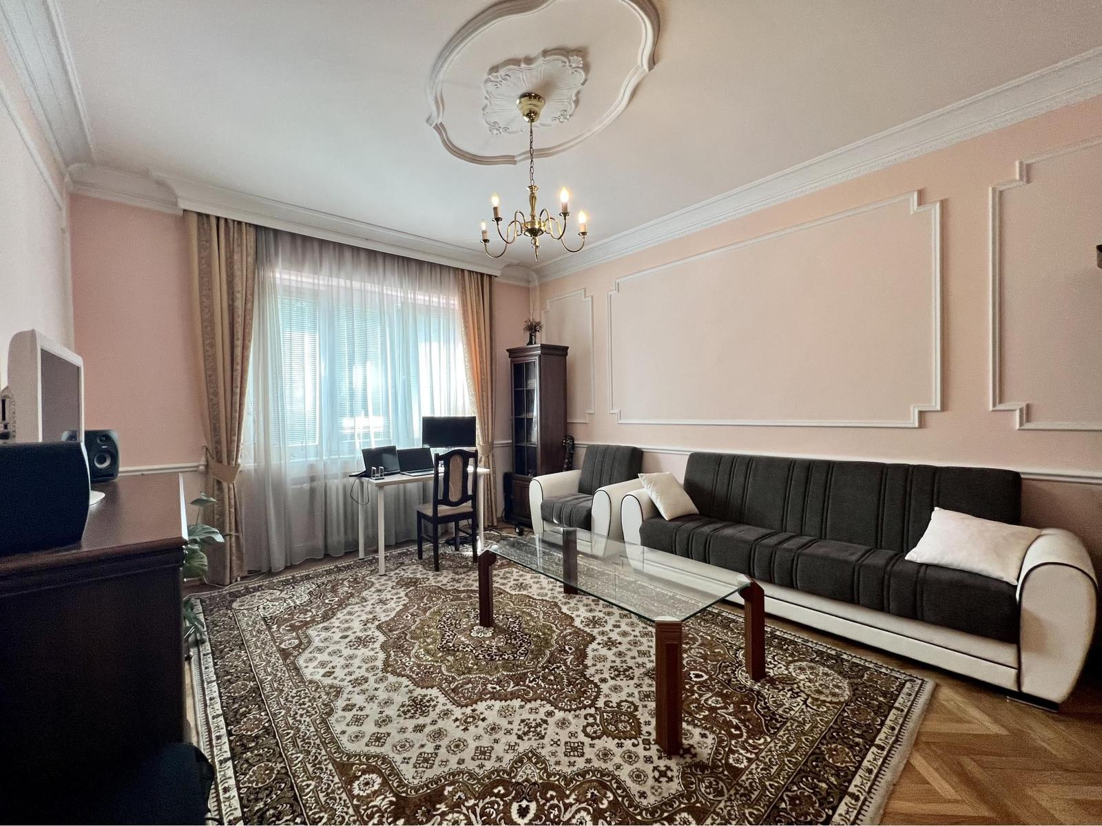 Elegantný 2- izbový byt s balkónom na predaj v Starom meste