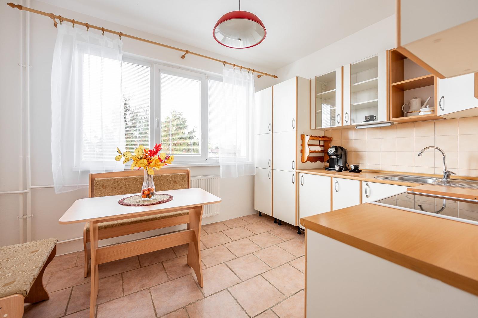 Predané! Jednoizbový  zariadený byt, Popradská, Košice