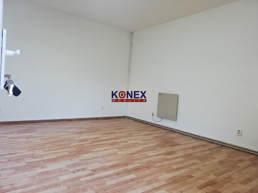 PRENÁJOM! Obchodný priestor 20 m2, ul. Okružná, Michalovce