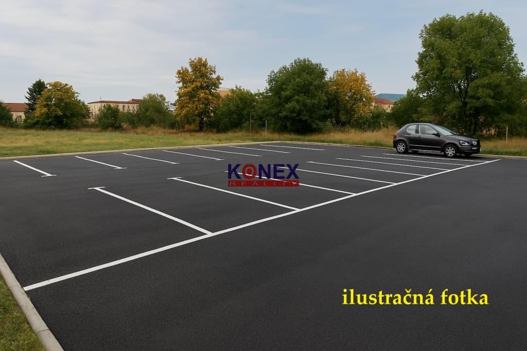 PARKOVACIE MIESTA na PRENÁJOM - Sobrance - ul. Komenského