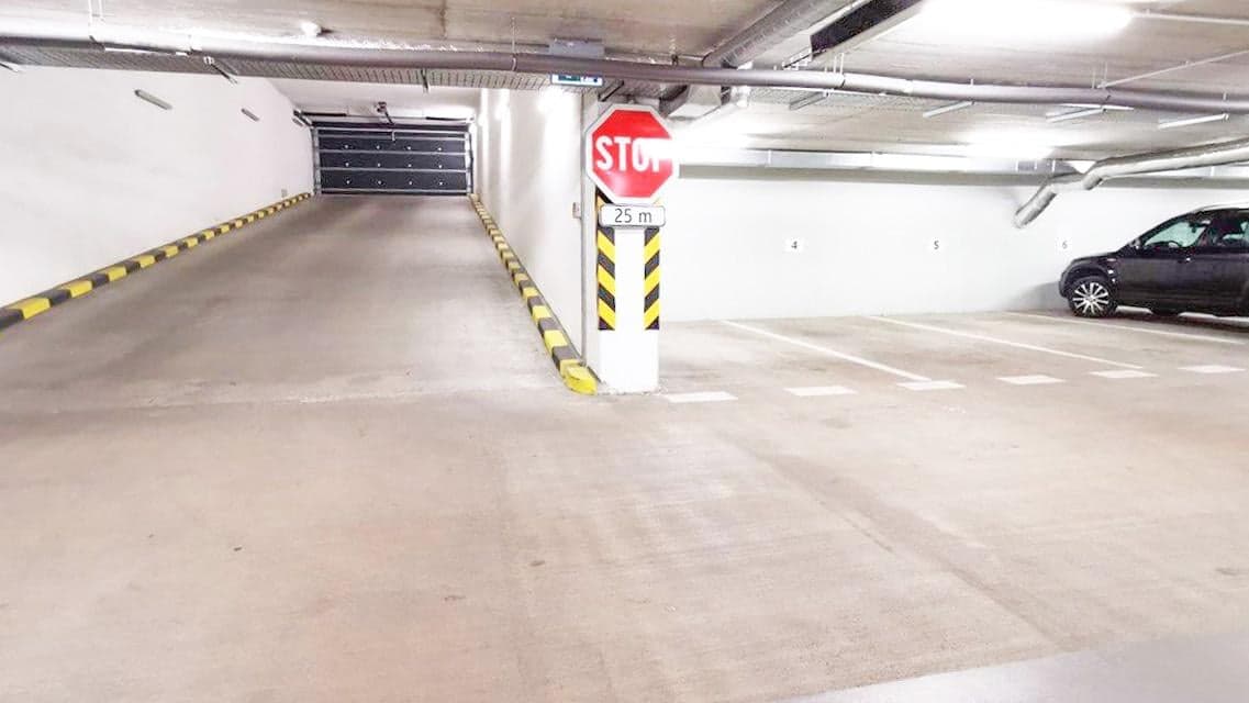 =PREDANÉ= Garážové státie Bratislava I - Staré mesto, ul. Jozefská, VIDEO