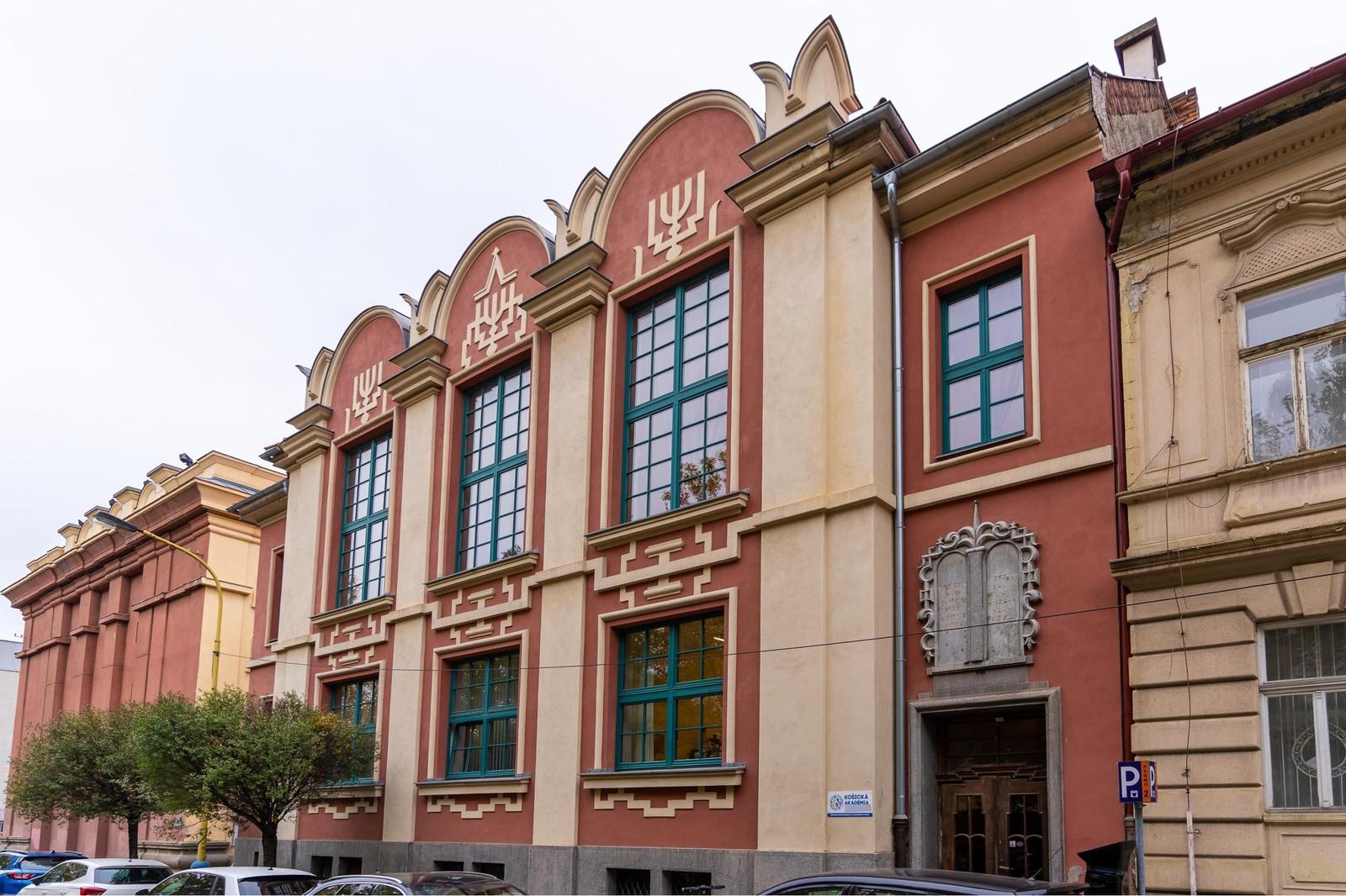 Krásny reprezentatívny priestor na PRENÁJOM v centre Košíc