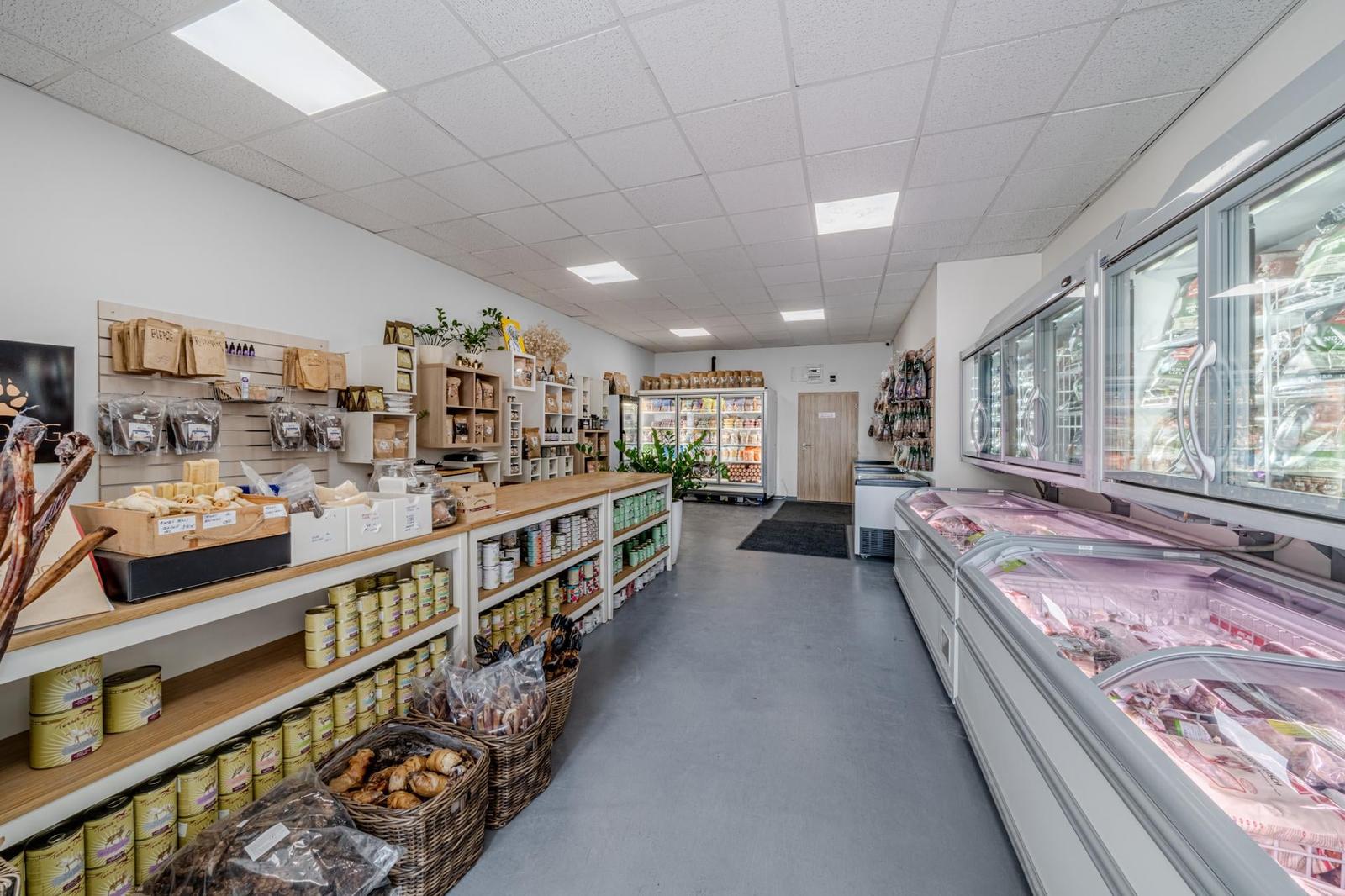 BOSEN | Prenájom obchodný priestor 60 m2, Chalúpkova ulica, Bratislava - m.č. Staré mesto