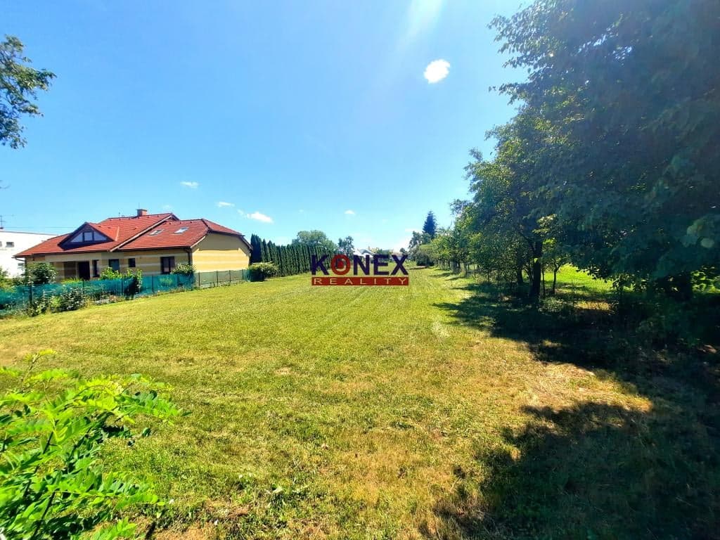 Rozľahlý rovinatý pozemok na výstavbu – KRÁSNOVCE