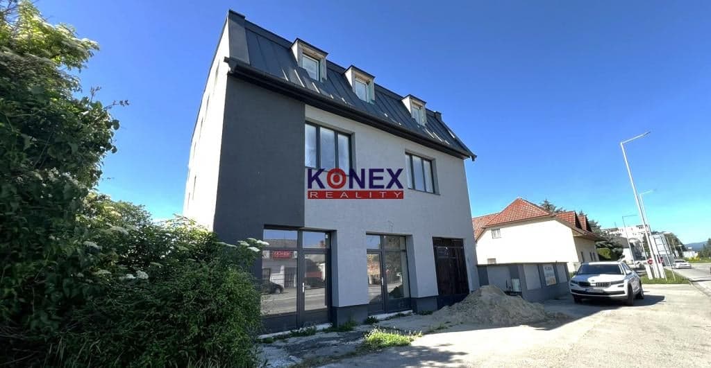 NA PREDAJ! Obchodné priestory v skvelej lokalite Michaloviec
