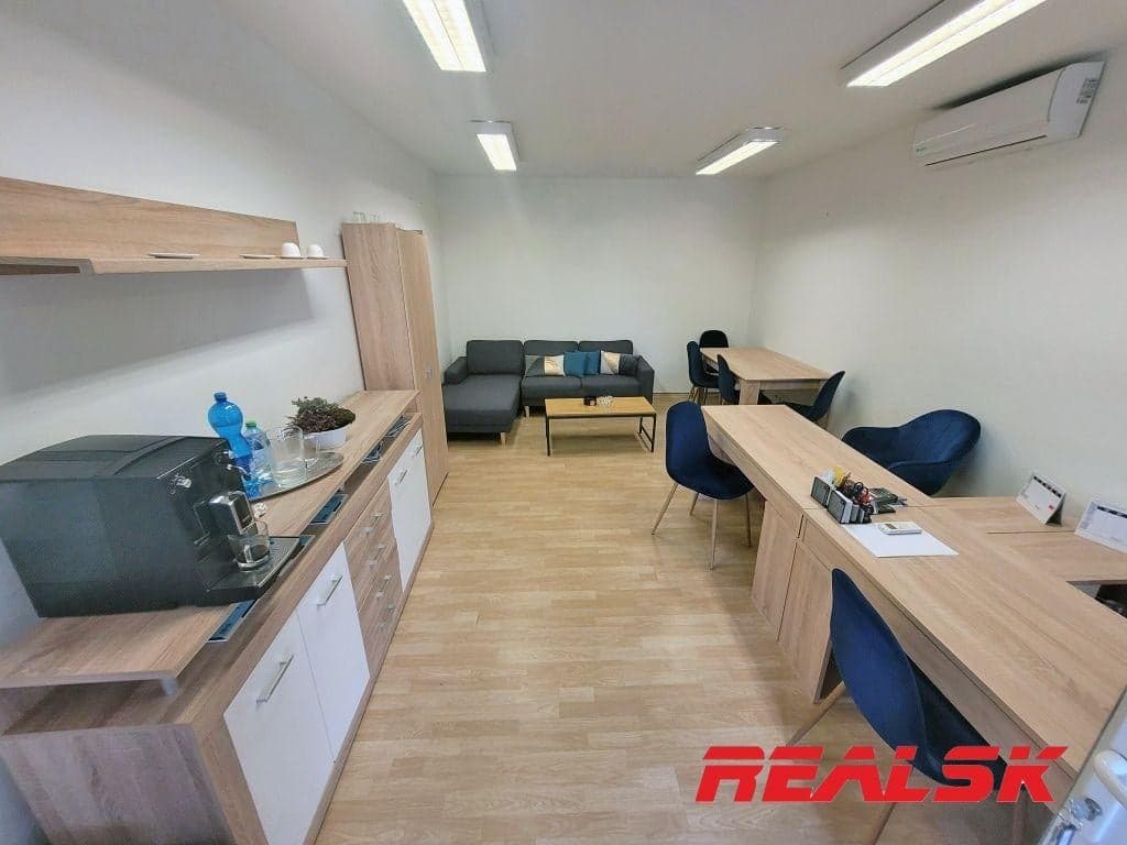 Kancelária v centre Nitry na prenájom