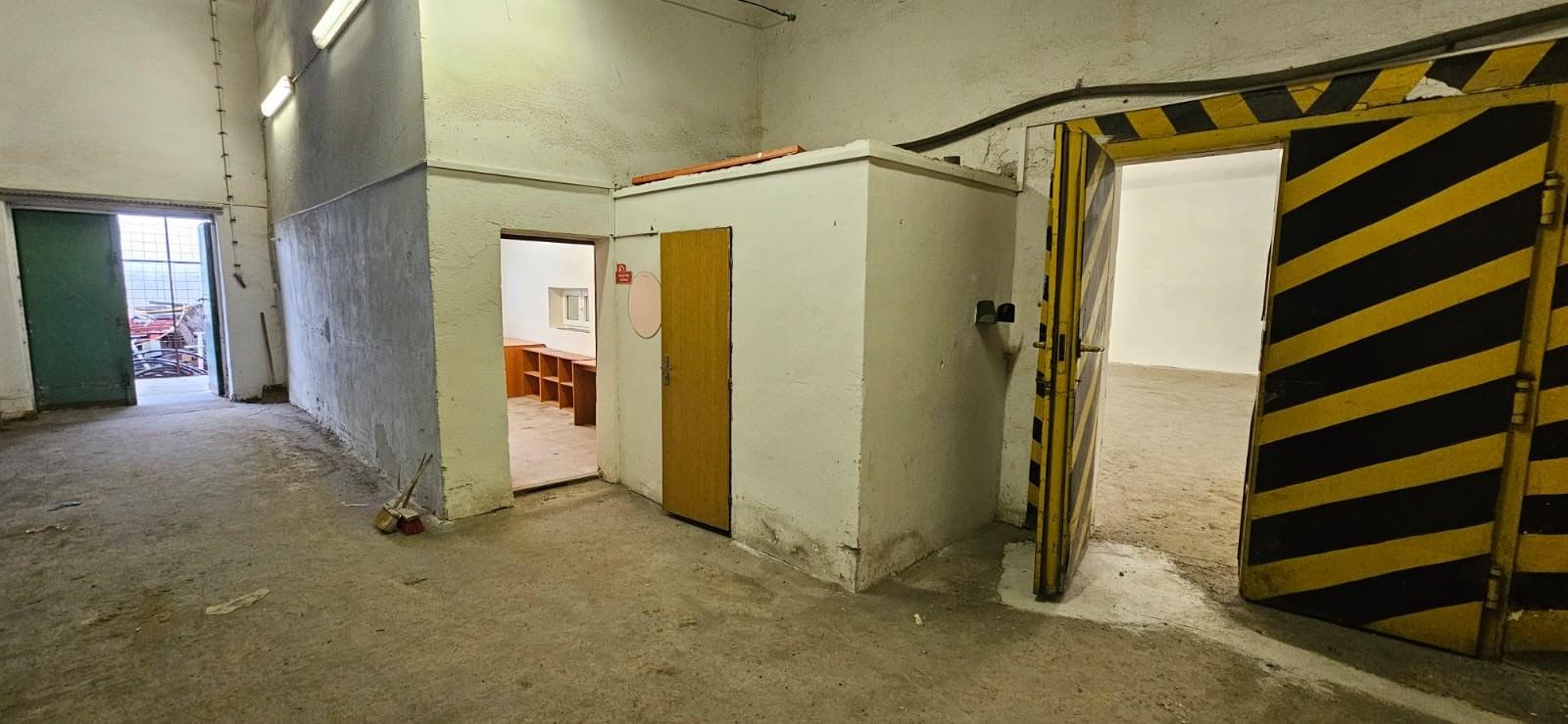 Prenájom haly s kanceláriou, Radlinského ulica, Spišská Nová Ves