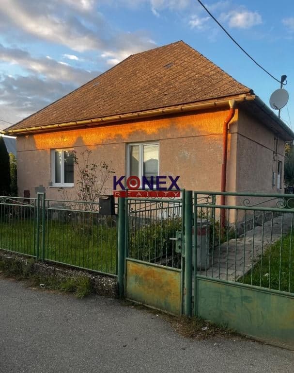 Pekný rodinný dom k nasťahovaniu VEĽKÉ KAPUŠANY