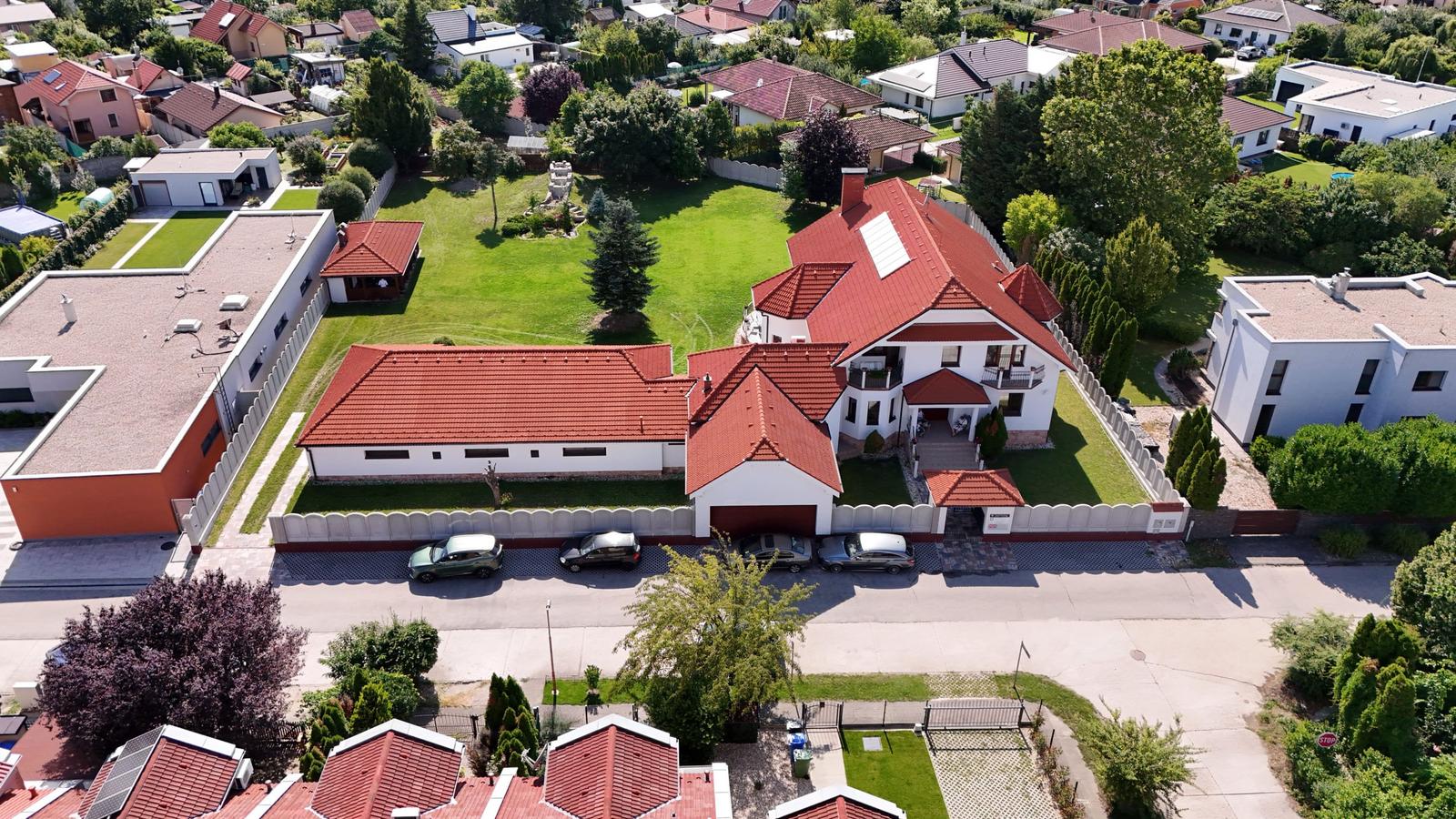 Na predaj 6-izbové rodinné sídlo v Šamoríne