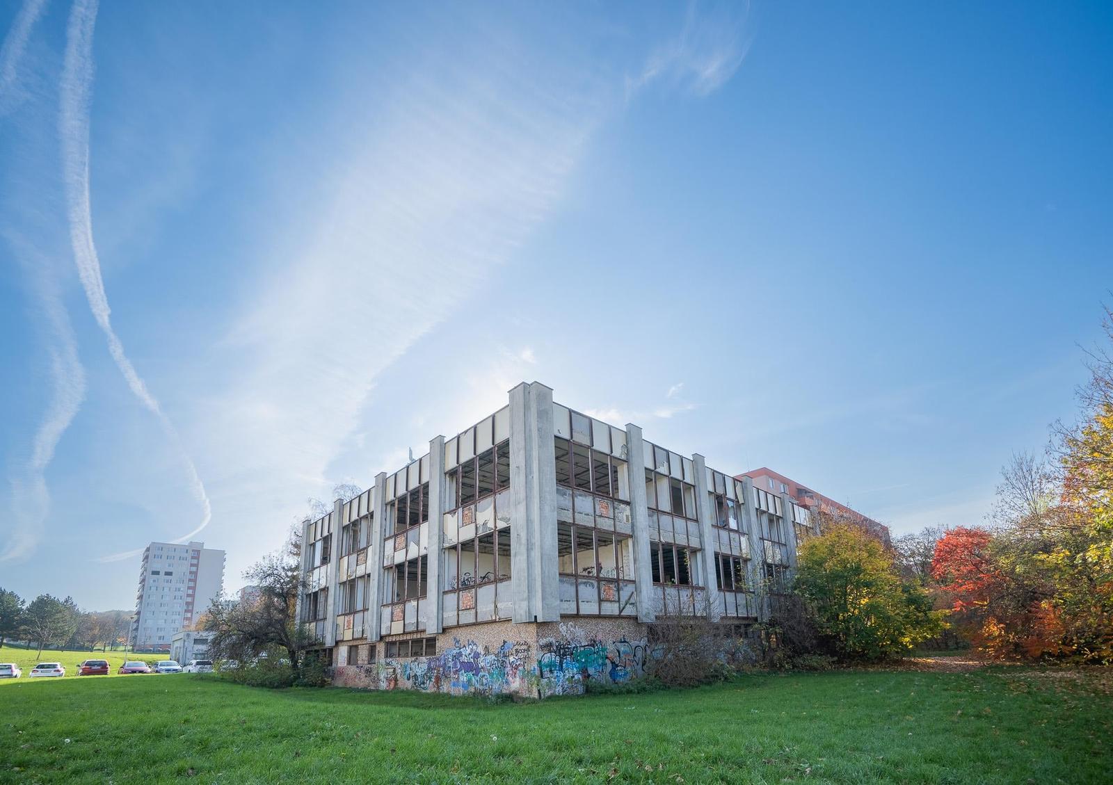Investičná príležitosť – Skelet na Benkovej ulici v Nitre s právoplatnými povoleniami, začnite stavať hneď!