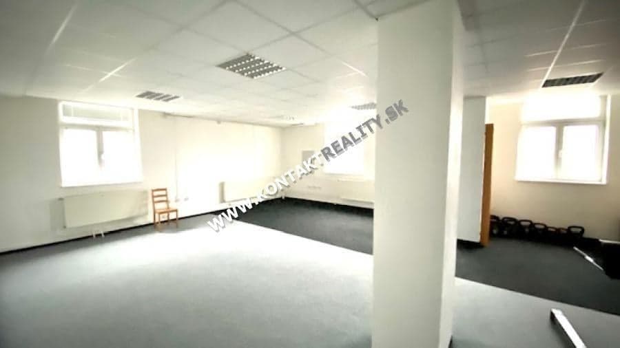 Obchodné / kancelárske priestory 253 m2, Južná trieda, Juh
