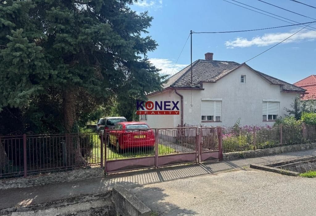 NA PREDAJ! Rodinný dom – štvorec – Krišovská Liesková