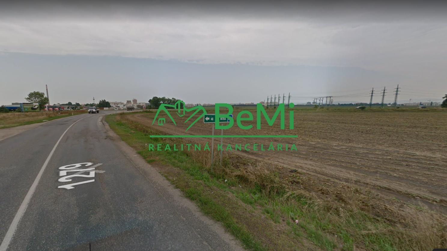 Komerčný POZEMOK...44425m2...Trnava (072-14-NASa)
