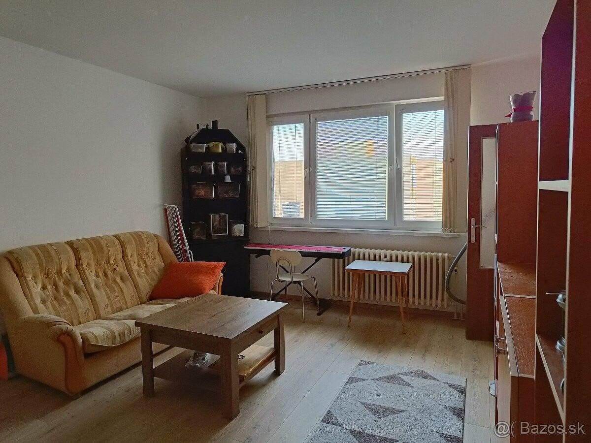 Na prenájom Utulny 1,-izbový byt – Prešov, Sekčov