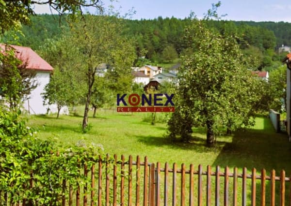 ID-3269 PRIESTRANNÝ POZEMOK NA VÝSTAVBU – HUMENNÉ