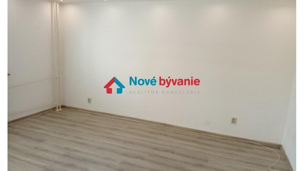 Rezervované -Prenájom 3 izbového bytu vo Vranou nad Topľou