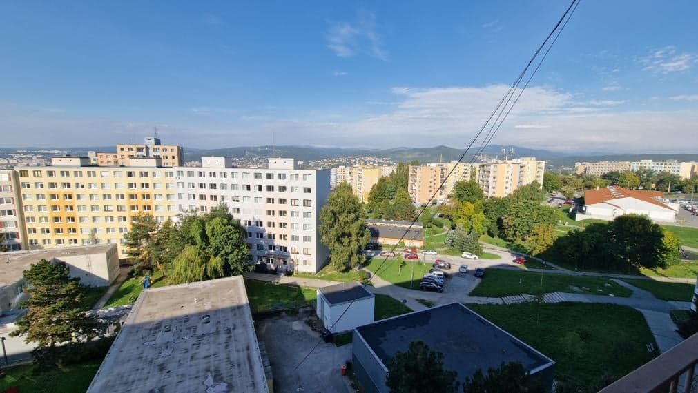 veľký 1 izb.byt s 6m logiou, 42m2, rekonštr., Tokajícká ul, Ke-Furča