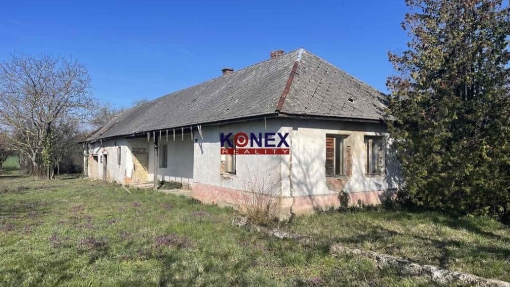 ID-6657 NA PREDAJ! Gazdovský rodinný dom 5km od Sobraniec