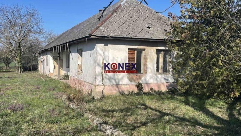 ID-6657 NA PREDAJ! Gazdovský rodinný dom 5km od Sobraniec – fotka 2