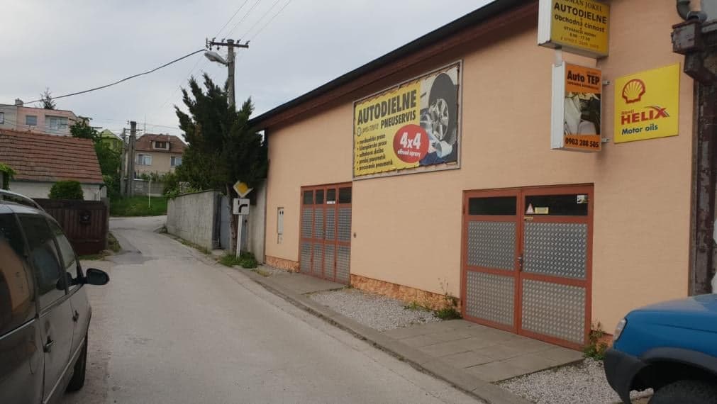 PREDAJ - NEŠTANDARDNÁ NEHNUTEĽNOSŤ, RD, BYT, POLYFUNKČNÝ OBJEKT - PODNIKATEĽSKÉ ÚČELY, GARÁŽ PRE 4 AUTÁ