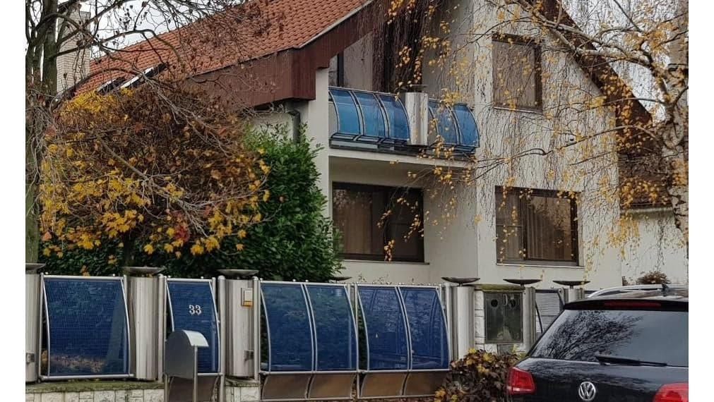 BYTOČ RK - Predaj priestranného RD s garážou na Mostnej ul. - BA-Vrakuňa