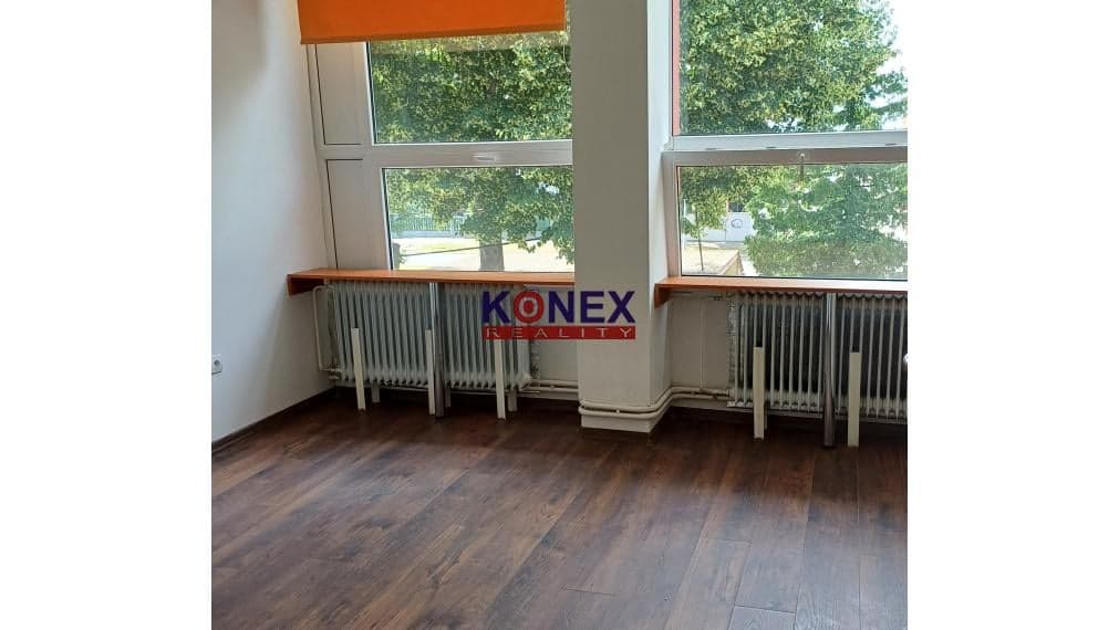 ID-2533 NA PRENÁJOM! Kancelárske priestory na ul. Masarykovej v Michalovciach