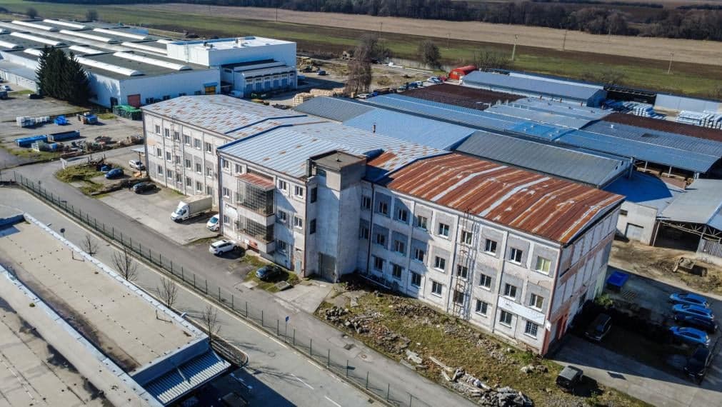 BEDES | Samostatný prevádzkový priestor, 432m², Pravenec