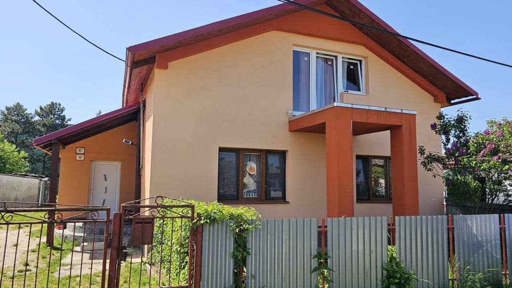 PREDANÉ! Na predaj 5 izbový rodinný dom v obci Čečejovce, Košice - okolie