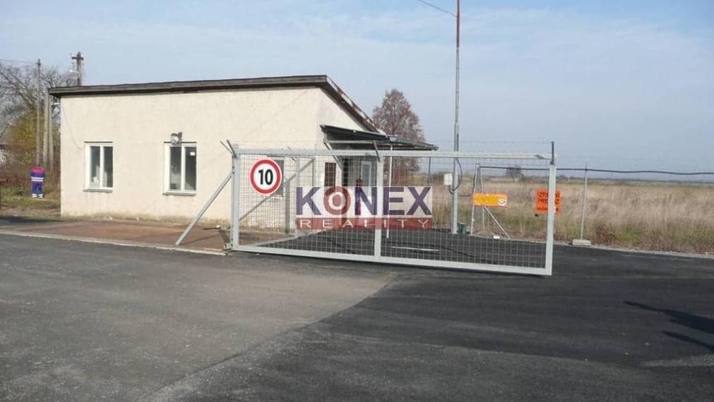 ID-3830 Pozemok na komerčné využitie v obci Bežovce