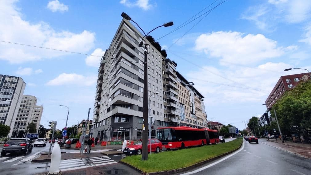 ✅ PREDANÉ: Parkovacie státie v podzemnej garáži, ul. Košická - Miletičova,
