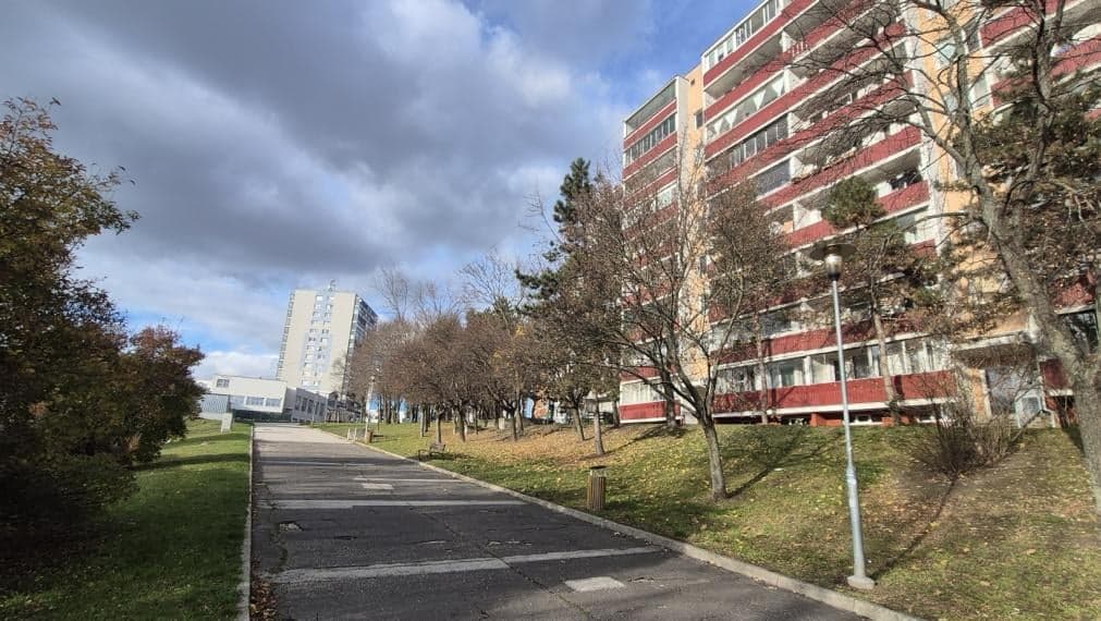 REZERVOVANE pekný jednoizbový byt Bratislava Dúbravka, Landauova – fotka 2