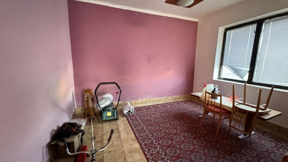 ID-3736 NA PREDAJ Rodinný dom na rekonštrukciu SOBRANCE – fotka 2