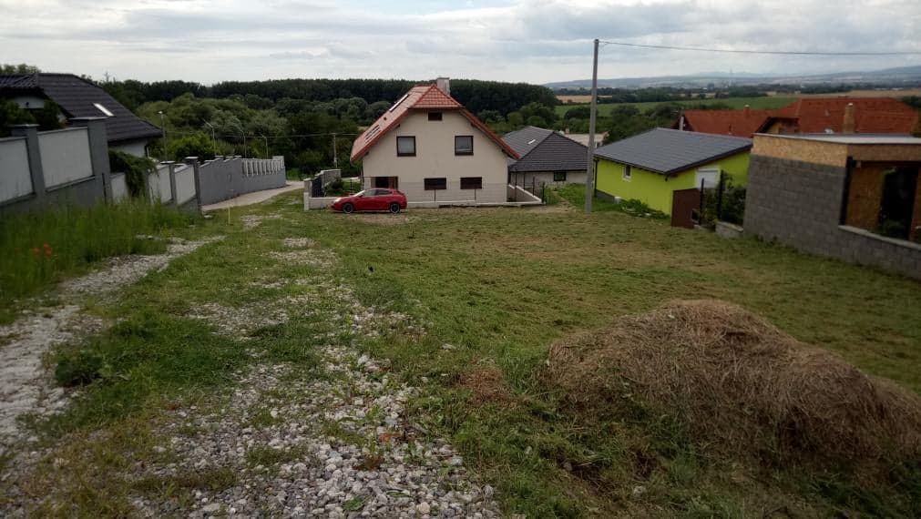 7,1 ár.pozemok na výstavbu RD, obec Nižná Hutka, KE-okolie