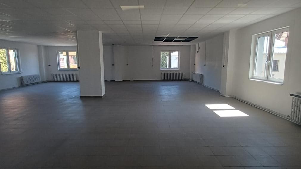ID-2975 Na prenájom obchodný priestor – Vranov nad Topľou