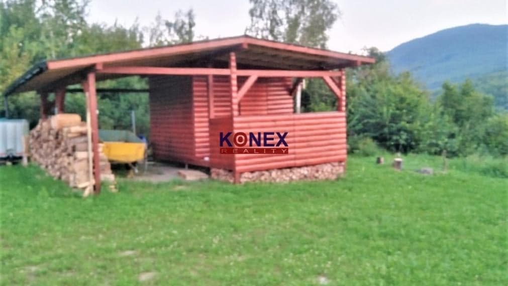 Chatka s krásnym 9 á pozemkom – Zemplínske Hámre