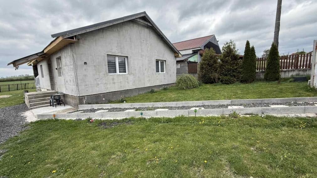 ID-3893 NA PREDAJ –  rodinný dom Čeľovce