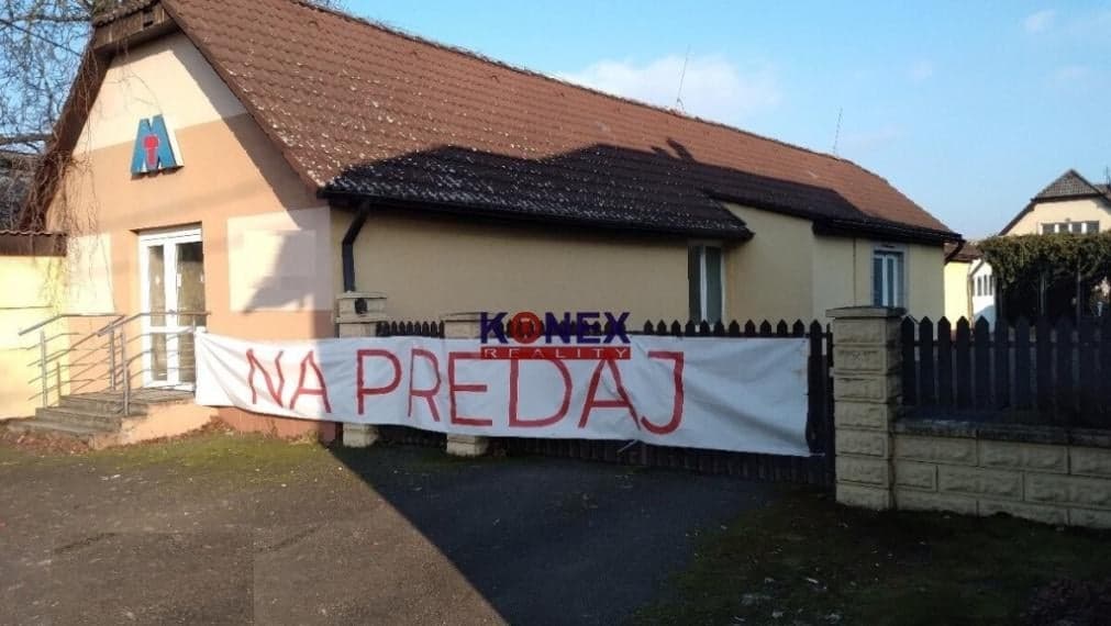 NA PREDAJ! Rodinný dom/Podnikateľský objekt v centre Trebišova
