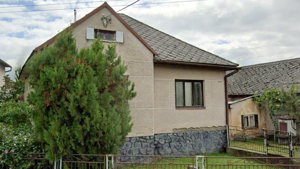 ID-4295 Rodinný dom s veľkým pozemkom v obci Hencovce