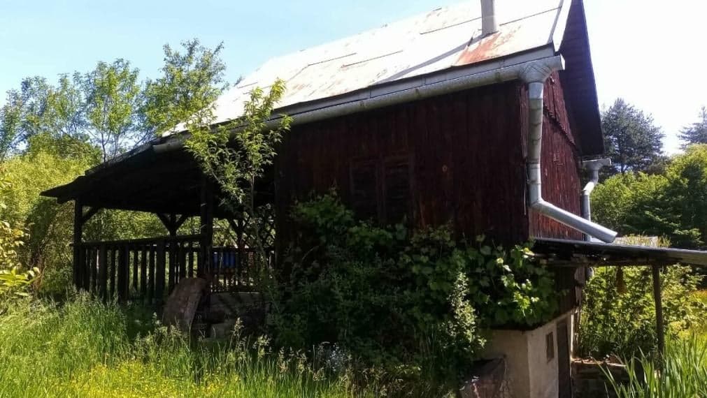 ID-4410 Rekreačná chatka so záhradkou v Snine