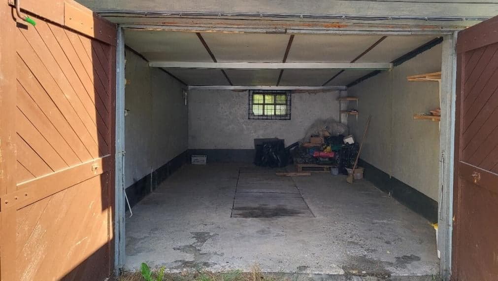 ID-4486 NA PREDAJ – Garáž – Snina PALÁRIKOVA UL