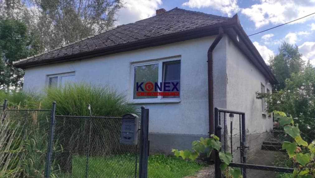 NA PREDAJ! Dom s rozľahlým pozemkom - Veľaty